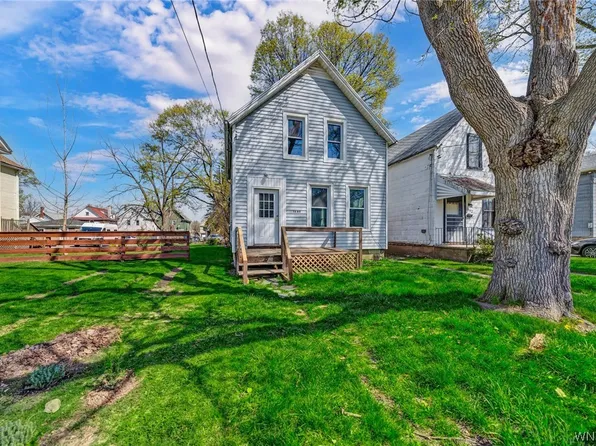 1640 Niagara Ave, Niagara Falls, NY 14305