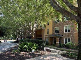 10 Perimeter Summit Blvd NE