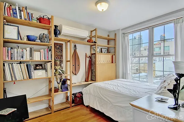 Sold by City Connections Realty | media 18