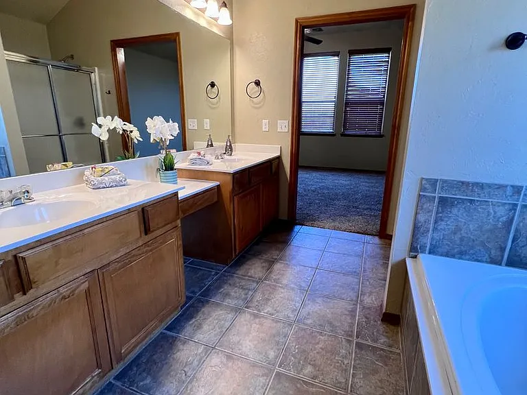 617 Applewood St — Photo 22