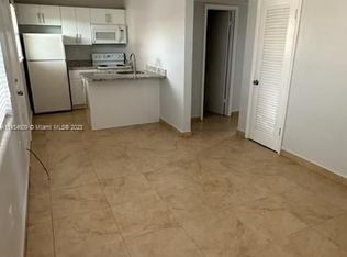 1208 Salzedo St APT 22, Miami, FL 33134