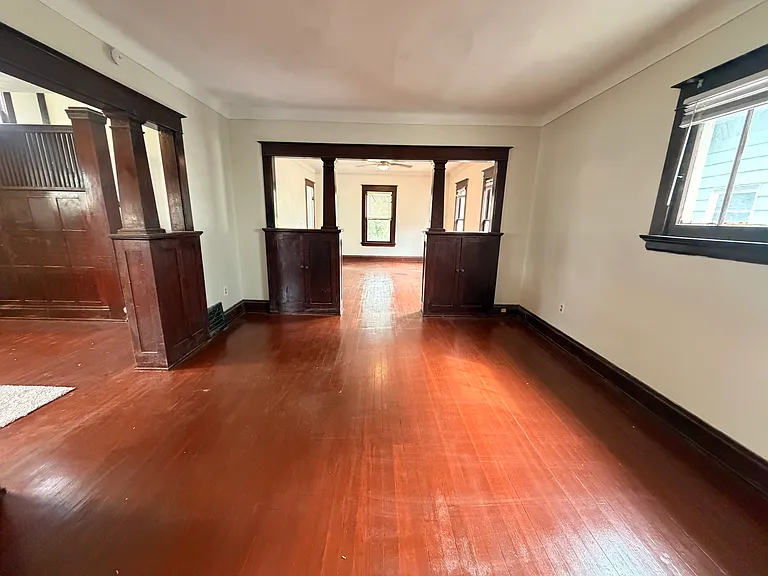 834 N Detroit Ave — Photo 8