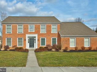 3806 Dorset Dr, Mechanicsburg, PA 17050
