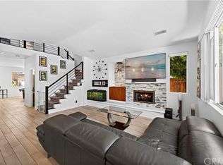 27 Sunnydale Ln, Rancho Santa Margarita, CA 92688