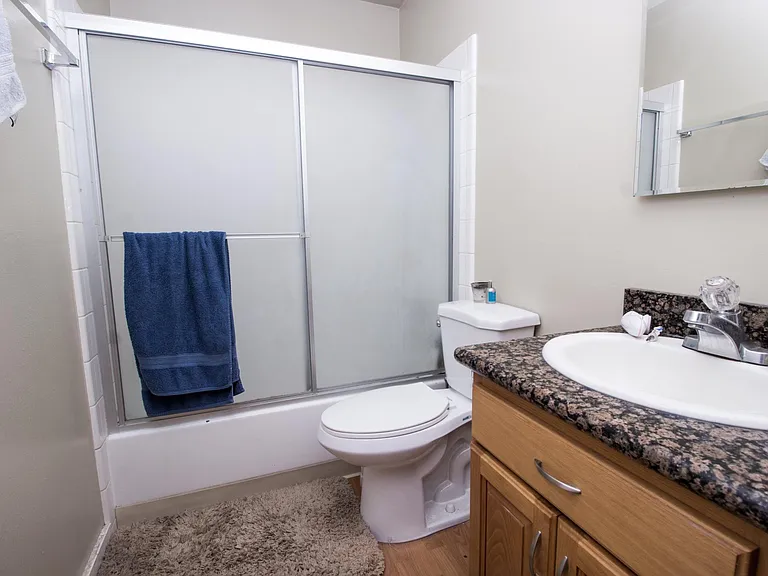 720 D St #7 — Photo 9