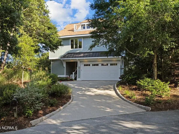 549 Coral Ridge Road, Pine Knoll Shores, NC 28512