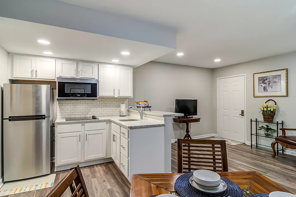 Dunwoody Pines — Photo 1