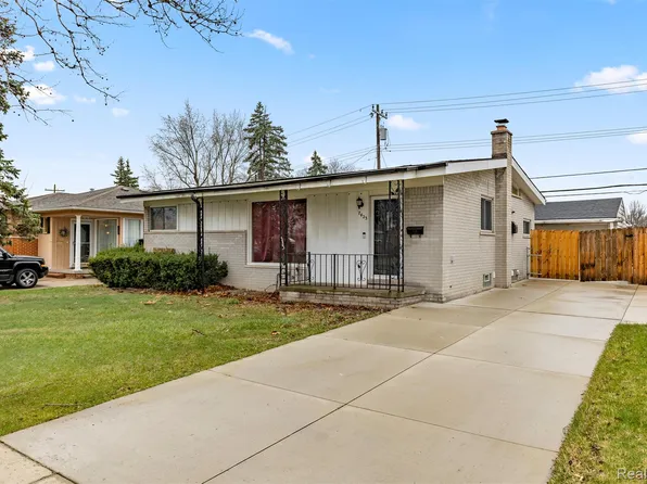 7423 Amboy St, Dearborn Heights, MI 48127