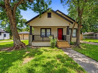 711 Bowie St, Baytown, TX 77520