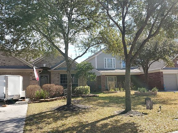 2nd image of 26880 Manor Falls Dr