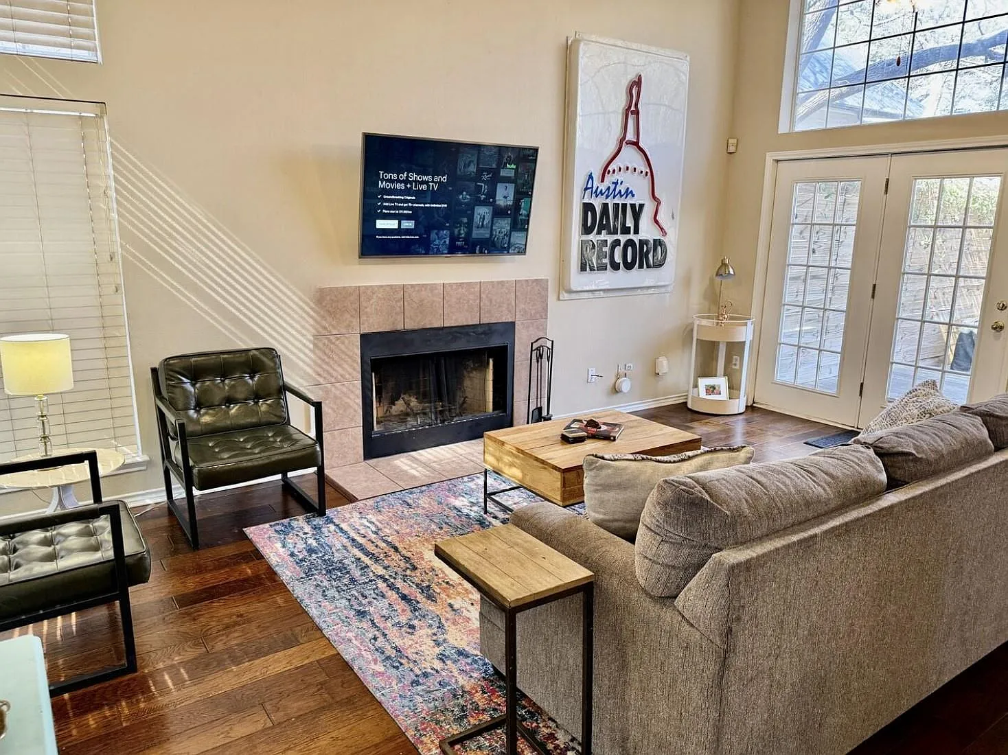 2 bed, 2.0 bath, 1266 sqft, $3,750 — Photo 2