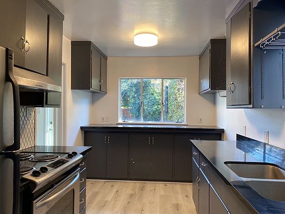 5th image of 648 K St