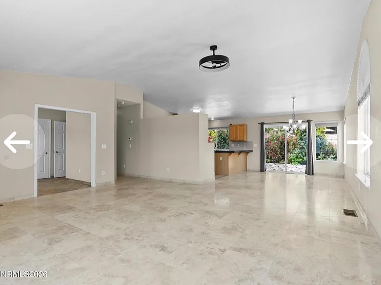 695 Kane Ct — Photo 3
