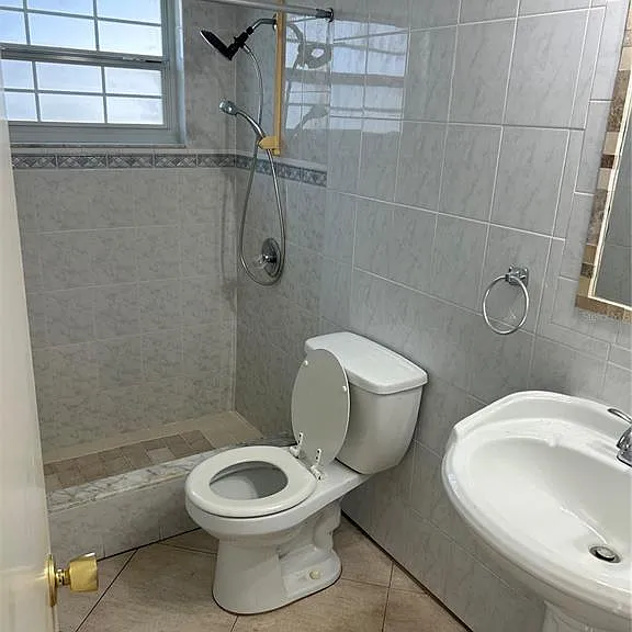 3601 Landale Dr — Photo 8