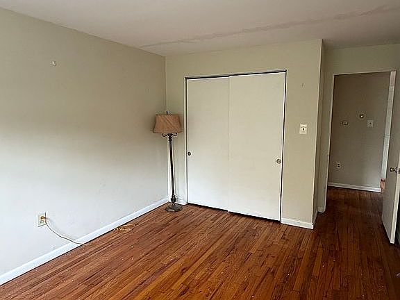5th image of 175 W King St Unit 301