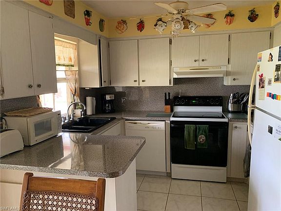 5th image of 2211 SE 10th St