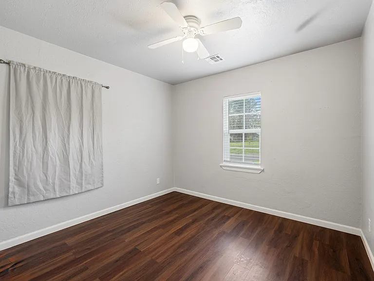 4012 S Hudson Ave — Photo 12