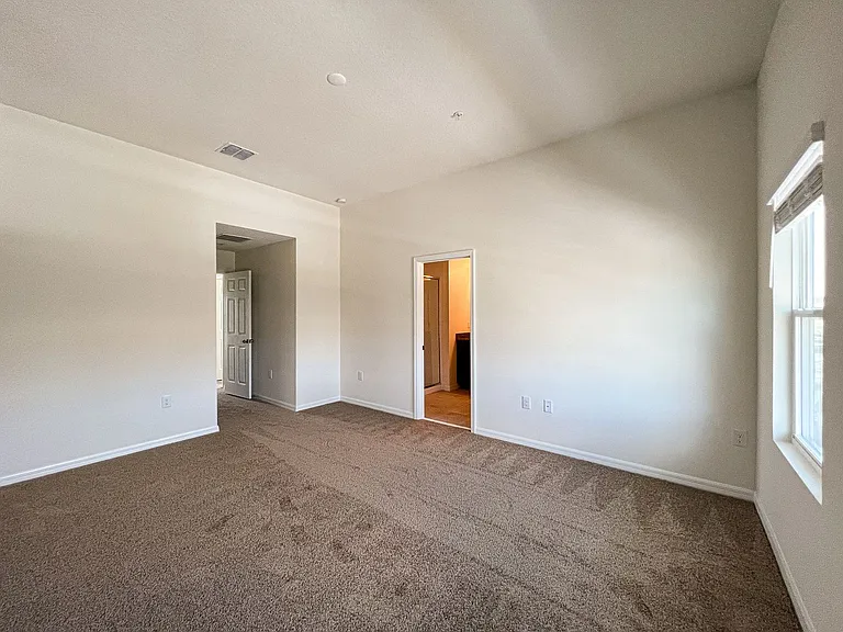10227 Highline Crest St — Photo 18
