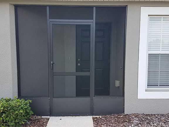 Main door porch covered with Screen