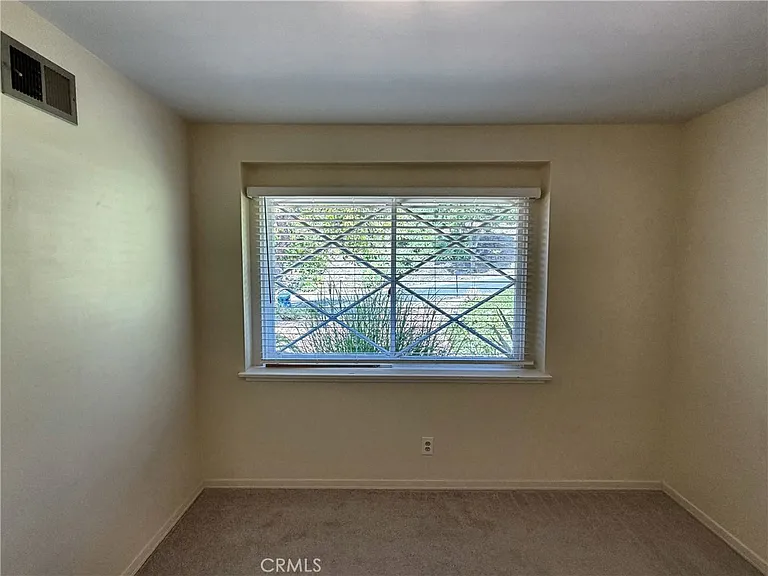 28845 Briarhurst Dr — Photo 30