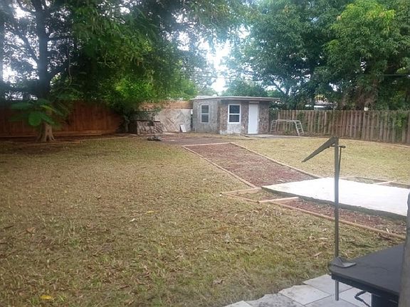 3rd image of 1311 NW 15th Ct