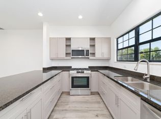 11906 N Hoa Sen Cir, Houston, TX 77072