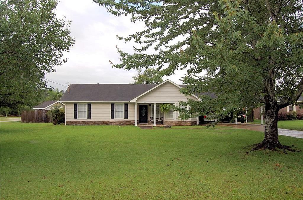 1311 Alvarez Dr, Saraland, AL 36571 Zillow