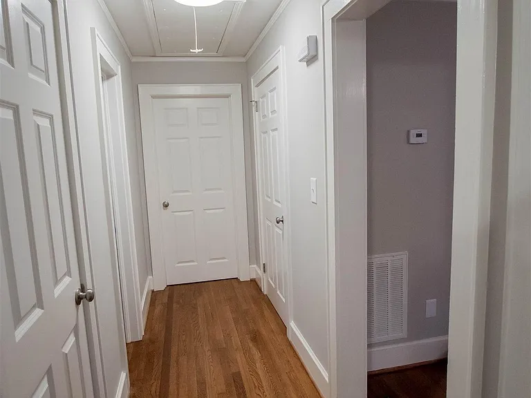 126 Vanderbilt Cir — Photo 26
