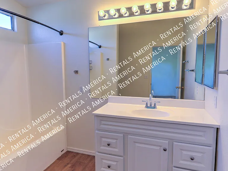 10984 N Double Eagle Ct — Photo 13