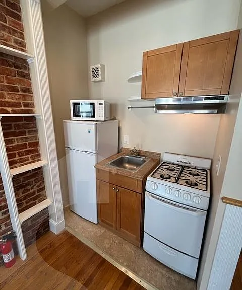 884 Massachusetts Ave #516 — Photo 5