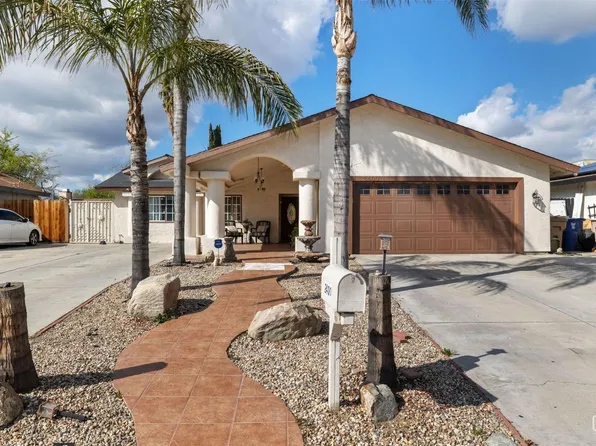 2400 Miria Dr, Bakersfield, CA 93304