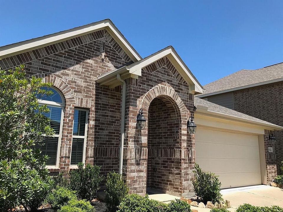 1st image of 20722 Arrow Falls Ln