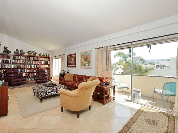 3rd image of 5440 Lindley Ave Unit 319