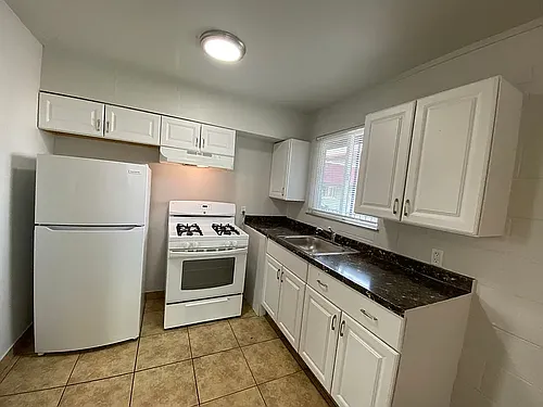 1560 Mill Street Photo 1