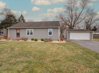 1619 Kelly Ave, Crest Hill, IL 60403