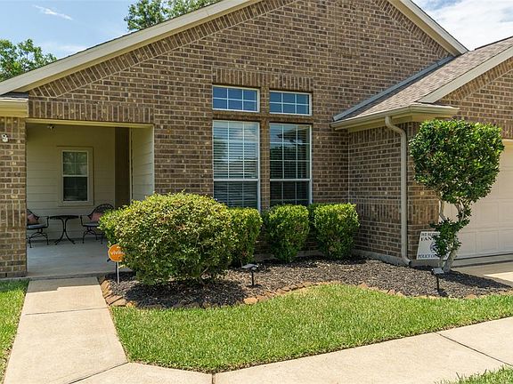 3rd image of 7010 Twin Creek Drive