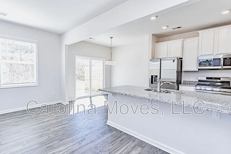 221 Stone Fruit Ct