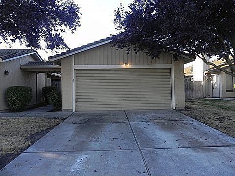 1st image of 2820 Fox Creek Ct