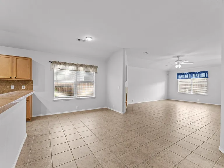 2744 Woodspring Acres Dr — Photo 9