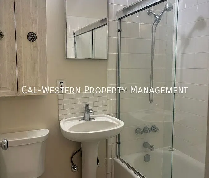 4141 Olga Dr — Photo 10