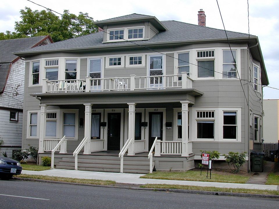 Exterior of Four Unit