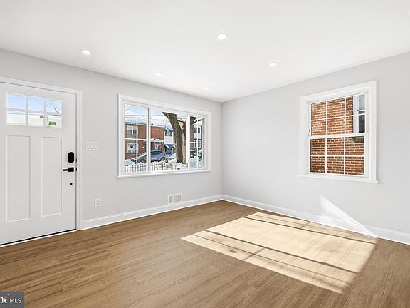 2nd image of 334 Nicholson St NE