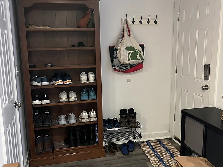 1871 California St NW #1 — Photo 5