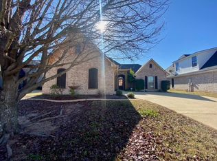 539 Chinquipin Dr, Bossier City, LA 71111