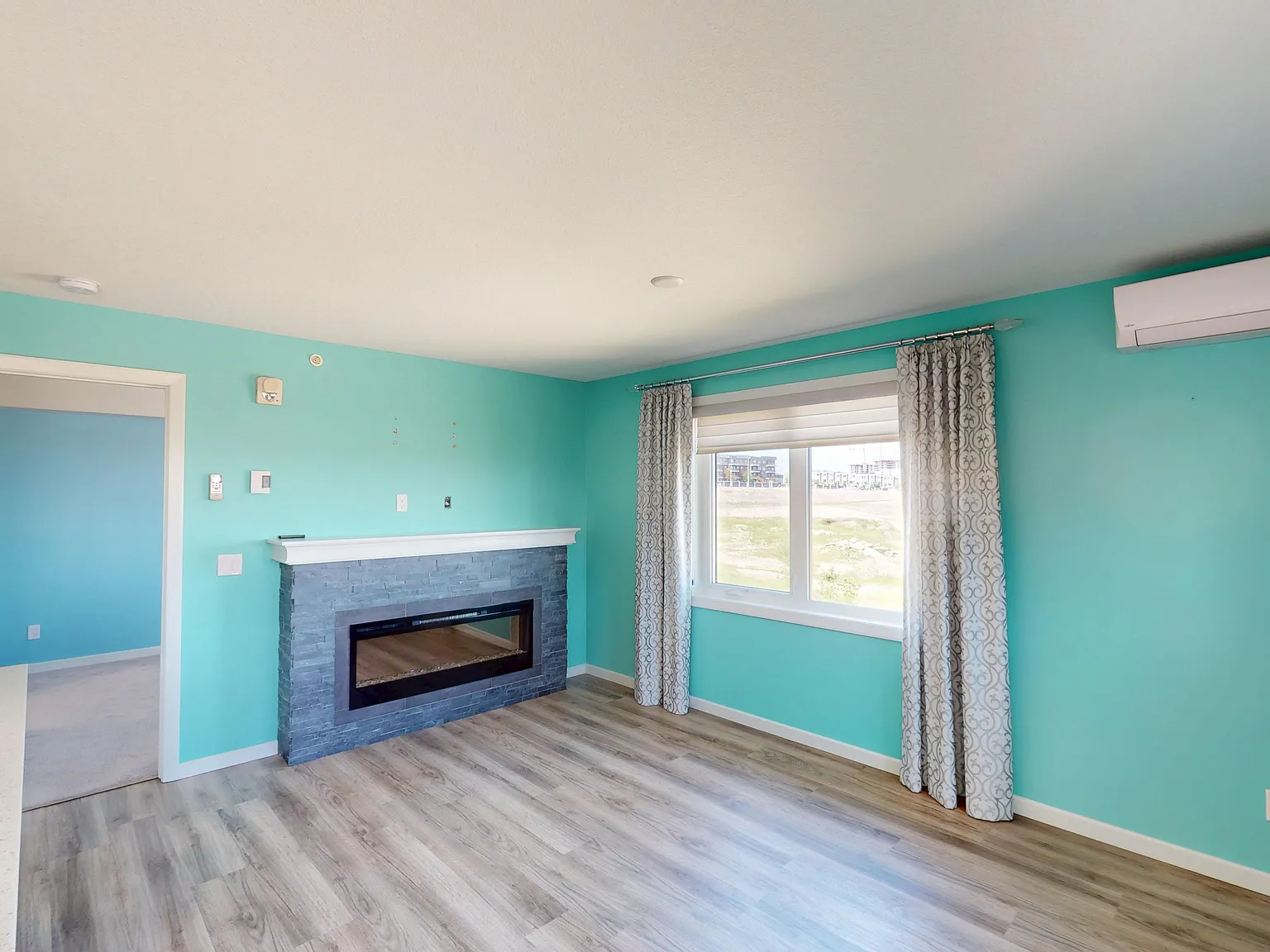 2307 Kincora Glen Rd Nw — Photo 3