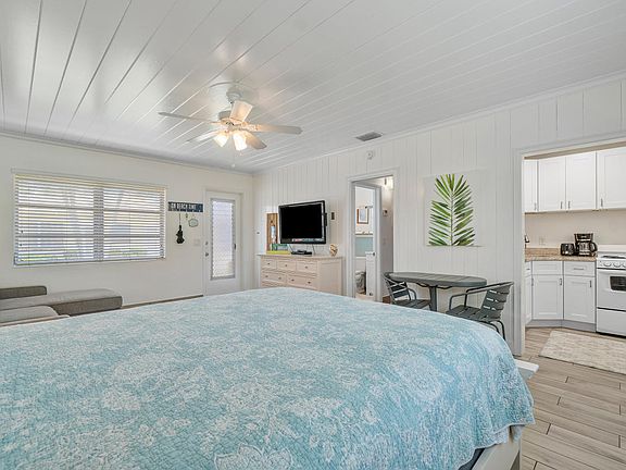 Home For Sale In Grove