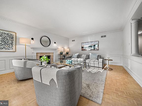 3rd image of 7305 Fort Hunt Rd