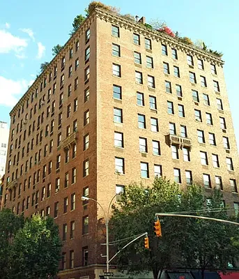 Sold by The Agency | media 3