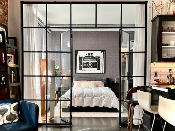 215 W 7th St, Los Angeles, CA