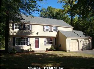 42 Hyde Rd, West Hartford, CT 06117